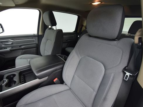Used 2020 RAM 1500 Big Horn AWD/4WD image 19