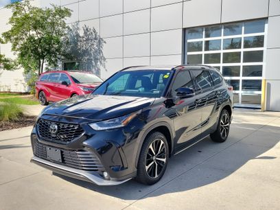 Used 2022 Toyota Highlander XSE