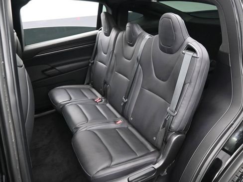 Used 2023 Tesla Model X image 24