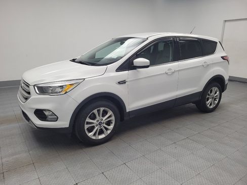 Used 2017 Ford Escape SE AWD/4WD image 2