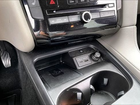 Used 2023 INFINITI QX50 Luxe w/ Accent Package AWD/4WD image 23