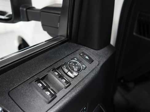 Used 2020 Ford F350 Platinum w/ Tremor Off-Road Package image 37