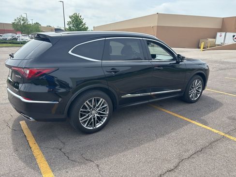 Used 2023 Acura MDX SH-AWD w/ Advance Package image 24
