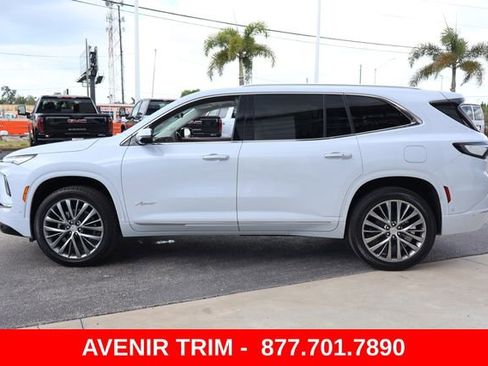 New 2026 Buick Enclave Avenir w/ Super Cruise Package FWD image 5