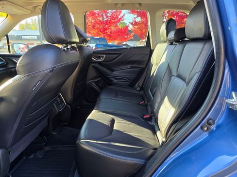 Used 2020 Subaru Forester Touring image 15