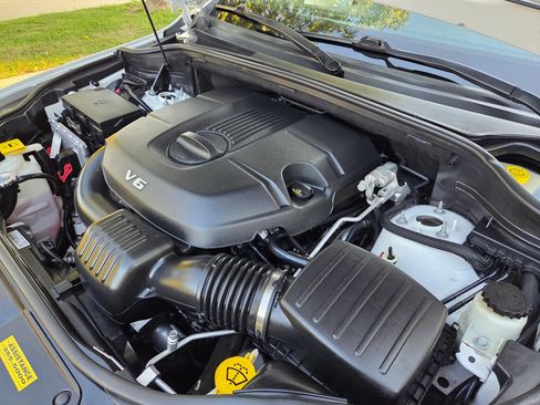 Used 2015 Jeep Grand Cherokee Limited AWD/4WD image 25