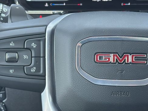 New 2025 GMC Sierra 1500 SLT image 20
