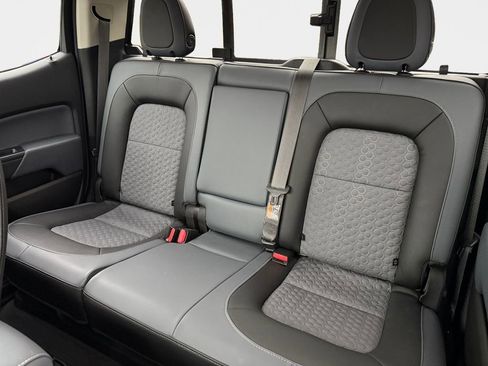 Used 2019 Chevrolet Colorado Z71 image 20