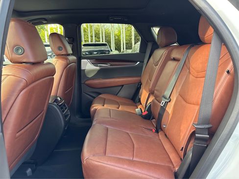 New 2026 Cadillac XT5 Sportv image 10