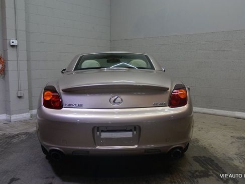 Used 2004 Lexus SC 430 Convertible RWD image 8