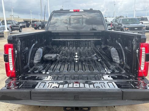Used 2025 Ford F350 King Ranch w/ Chrome Package image 27