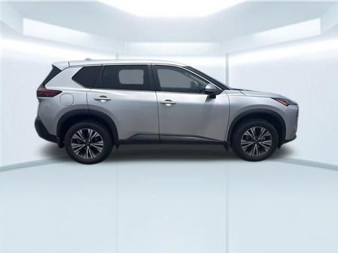 Used 2023 Nissan Rogue SV FWD image 5
