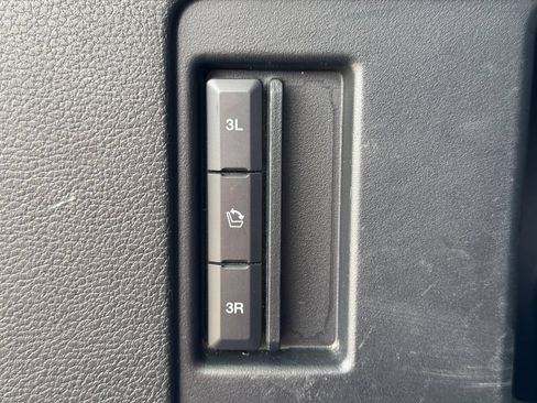Used 2021 Ford Expedition XLT AWD/4WD image 35