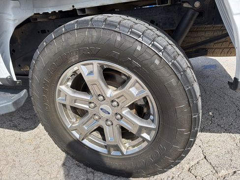 Used 2021 Ford F150 XLT w/ Equipment Group 301A Mid image 12