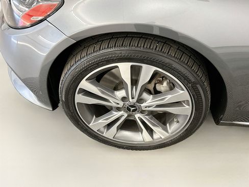 Used 2021 Mercedes-Benz C 300 4MATIC Sedan image 11