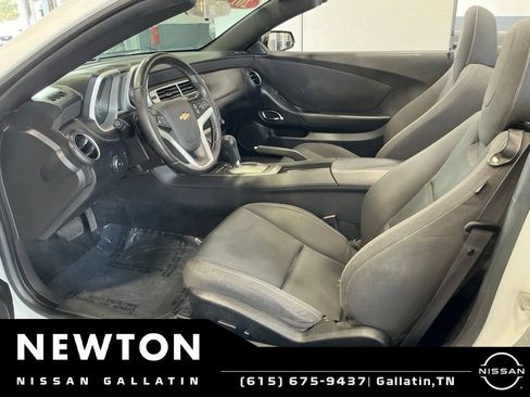 Used 2015 Chevrolet Camaro LT RWD image 10