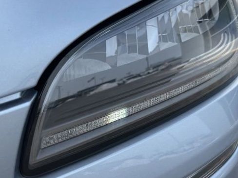 Used 2022 Lincoln Corsair AWD w/ Equipment Group 101A image 42