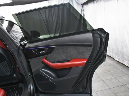 Used 2022 Audi SQ8 Premium Plus w/ Executive Package image 20