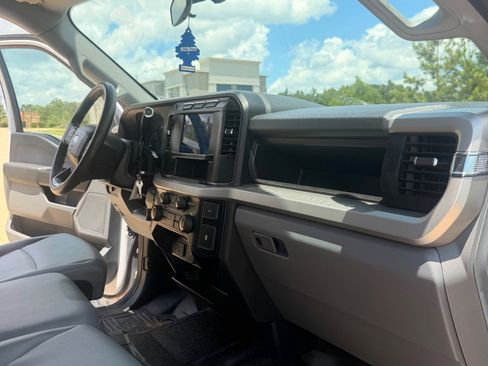 Used 2023 Ford F350 XL w/ XL Chrome Package AWD/4WD image 23
