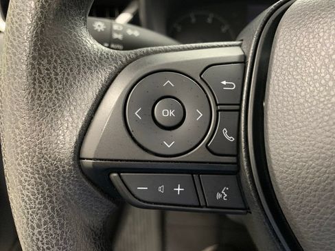 Used 2025 Toyota Corolla LE FWD image 16
