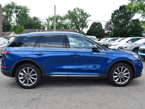 Used 2021 Lincoln Corsair FWD w/ Premium Package image 5