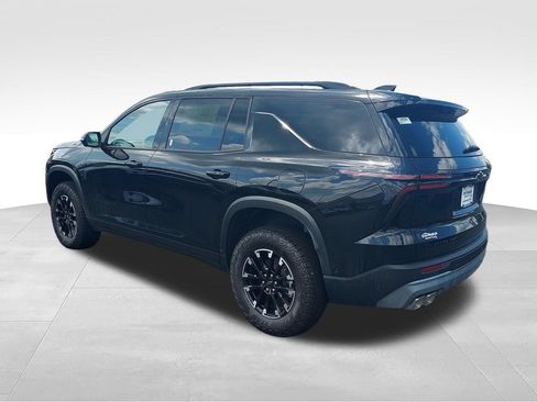 New 2026 Chevrolet Traverse Z71 w/ Enhanced Driving Package AWD/4WD image 3
