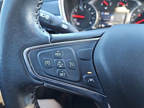 Used 2020 Chevrolet Equinox LT image 13