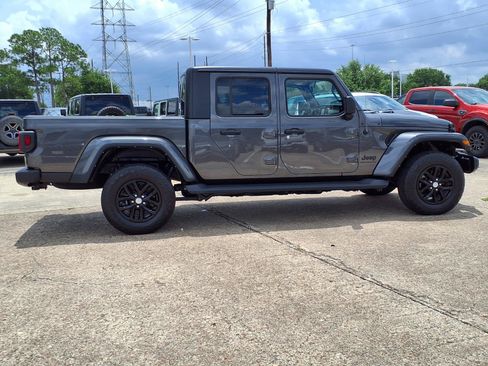 Used 2023 Jeep Gladiator Sport AWD/4WD image 28