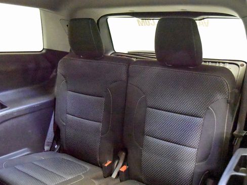 Used 2021 GMC Acadia SLE w/ Driver Convenience Package image 7