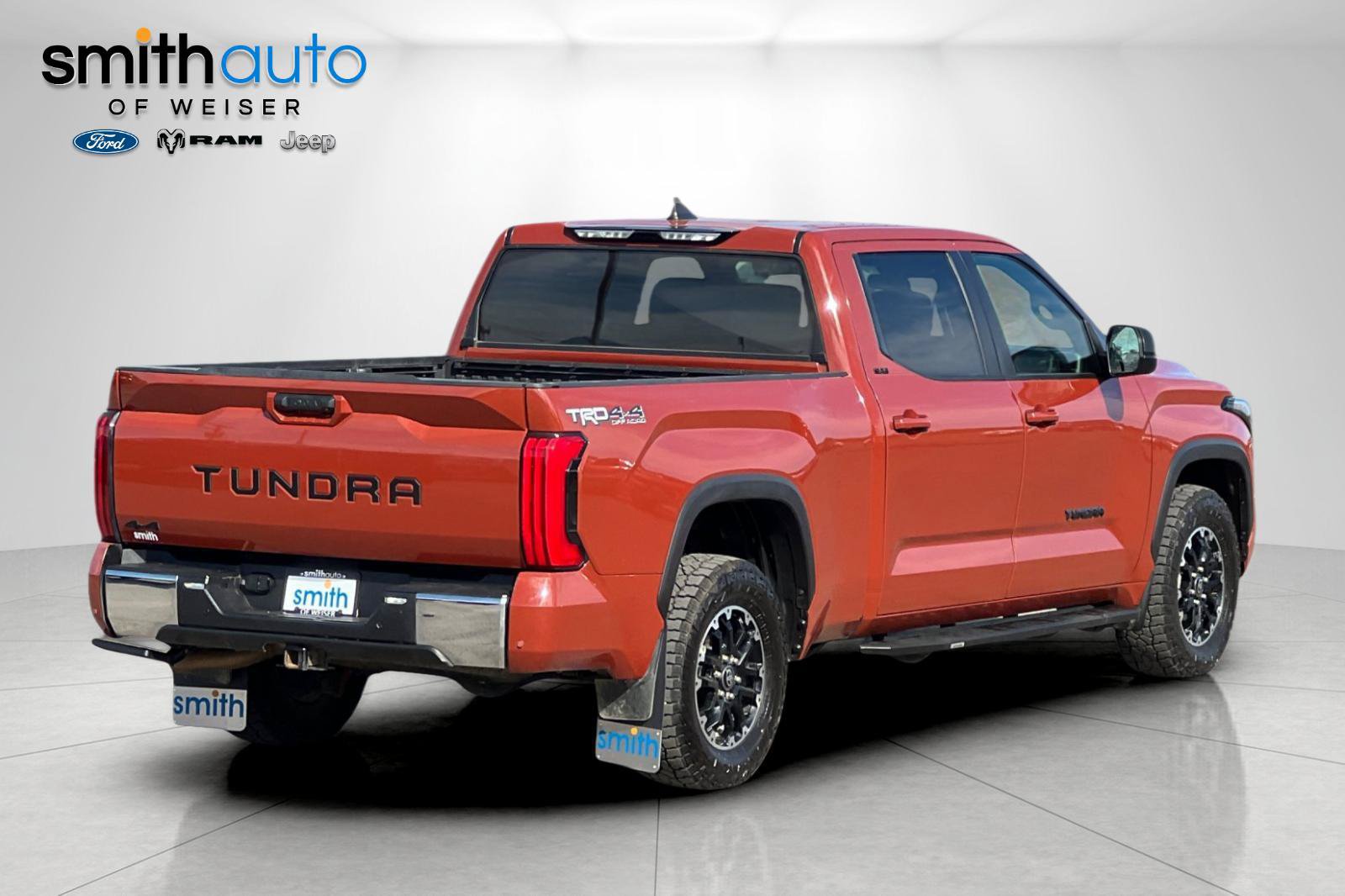 Used 2025 Toyota Tundra SR5 w/ TRD Off-Road Package AWD/4WD image 4