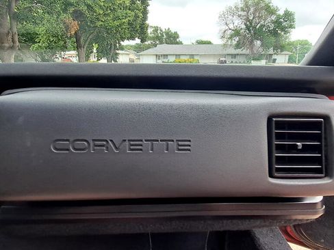 Used 1988 Chevrolet Corvette Coupe image 27