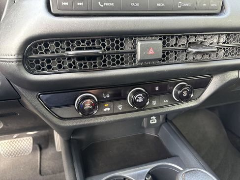 Certified 2024 Honda HR-V LX image 26