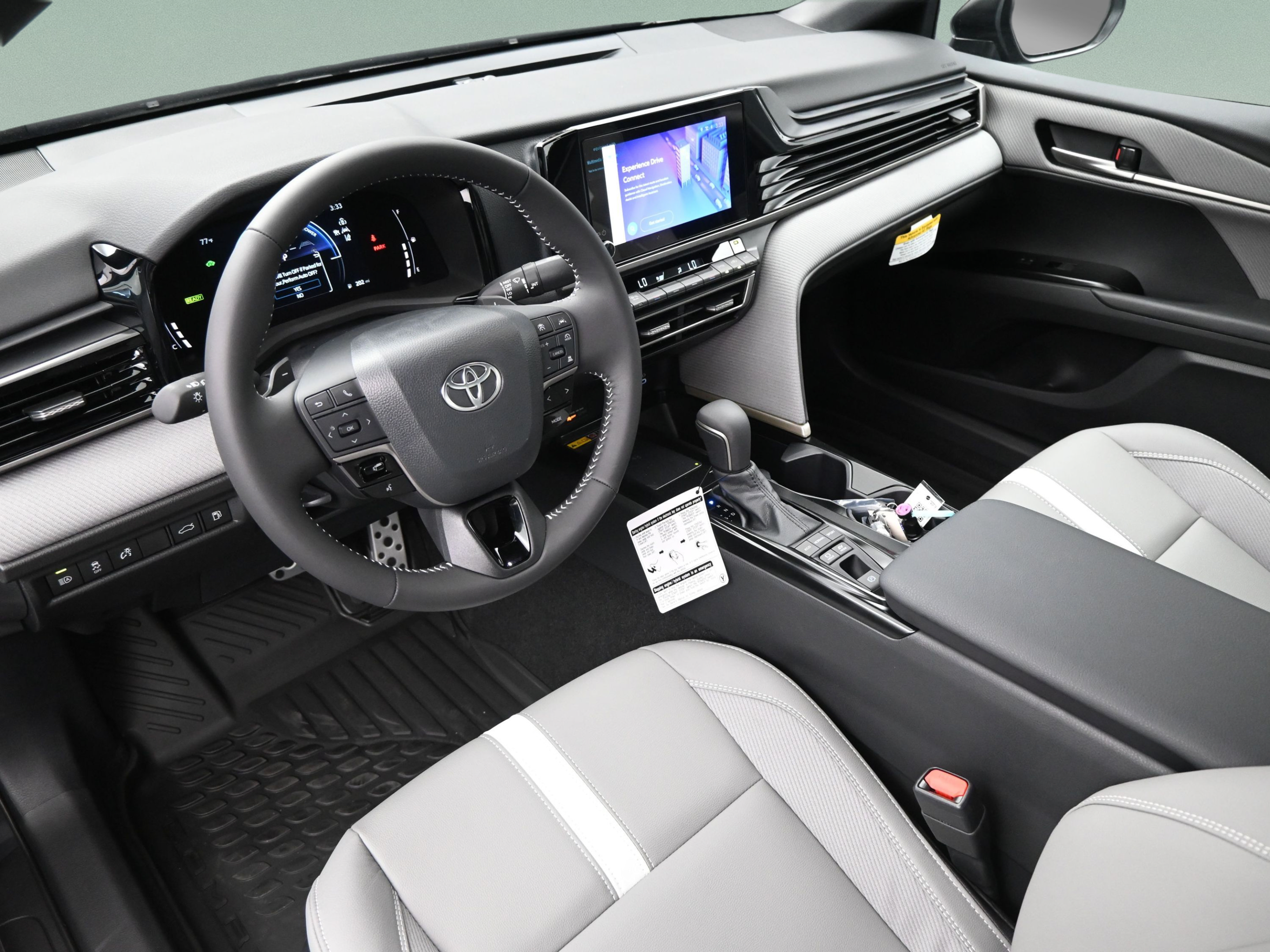 Used 2026 Toyota Camry SE w/ Convenience Package FWD image 30
