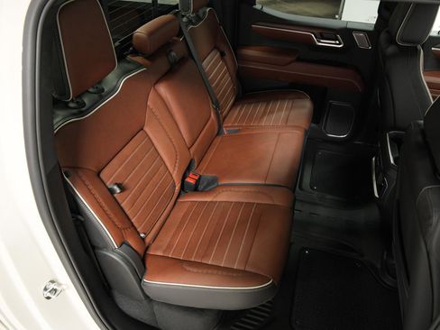 New 2026 GMC Sierra 1500 Denali Ultimate image 18