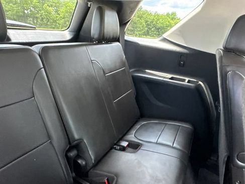 Used 2021 Chevrolet Traverse RS FWD image 21