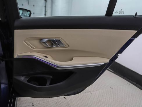 Used 2021 BMW 330i xDrive Sedan w/ Convenience Package image 25