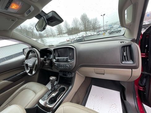 Certified 2017 GMC Canyon SLT w/ Driver Alert Package image 13