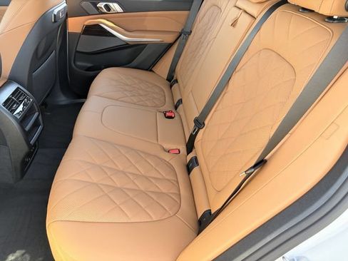 Used 2026 BMW X5 sDrive40i w/ Premium Package RWD image 17