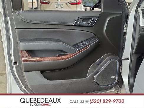 Used 2019 GMC Yukon SLT w/ Open Road Package AWD/4WD image 9