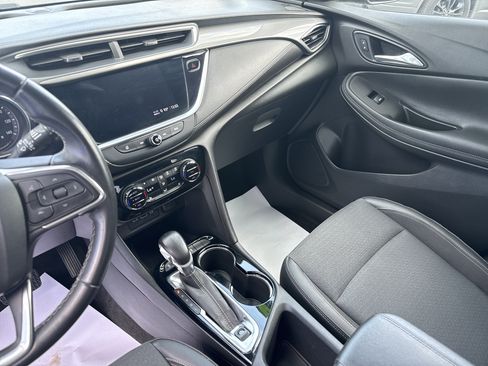 Used 2020 Buick Encore GX Select w/ Sport Touring Package AWD/4WD image 4
