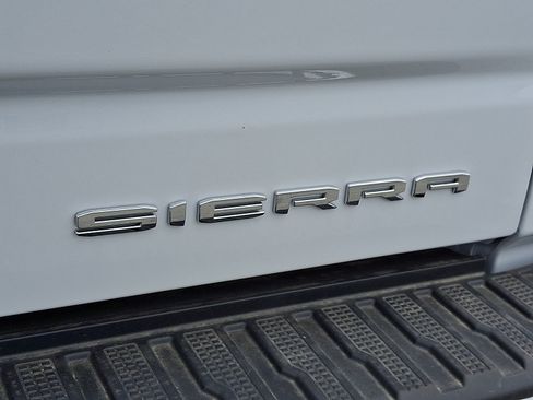 New 2026 GMC Sierra 1500 Denali w/ Denali Reserve Package AWD/4WD image 11