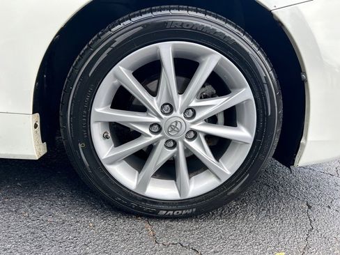 Used 2012 Toyota Prius V Two image 15