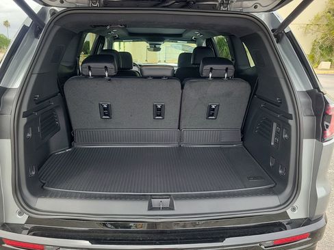New 2026 GMC Acadia Denali Ultimate w/ LPO, All-Weather Package FWD image 7