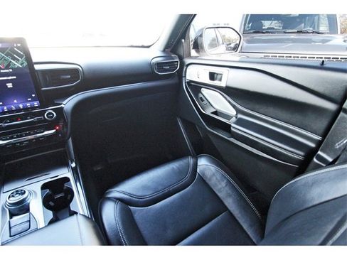 Used 2023 Ford Explorer ST w/ Equipment Group 401A image 9