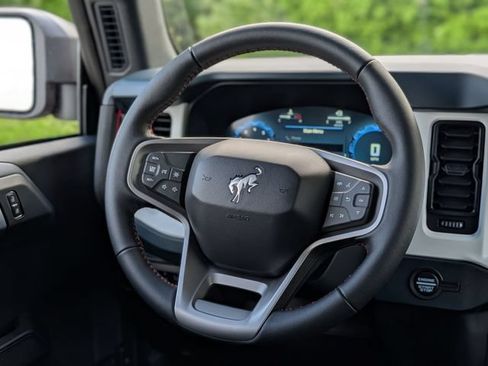 New 2026 Ford Bronco Heritage Edition AWD/4WD image 11
