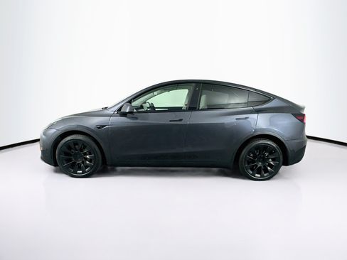 Used 2022 Tesla Model Y Long Range AWD/4WD image 4