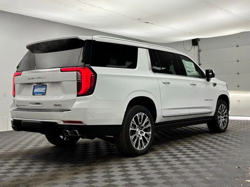 New 2026 GMC Yukon XL Denali w/ Sun & Power Step Package image 8