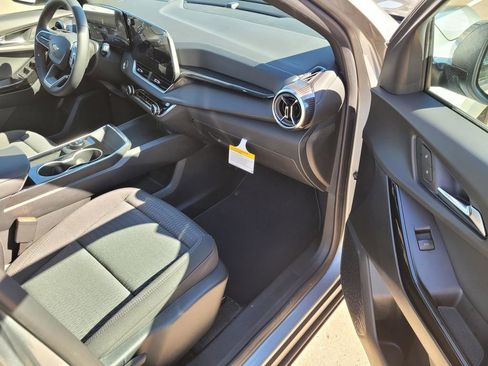 New 2026 Chevrolet Equinox LT w/ Safety and Technology Package image 6