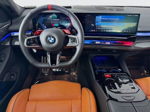 Used 2025 BMW M5 w/ Carbon Package image 23