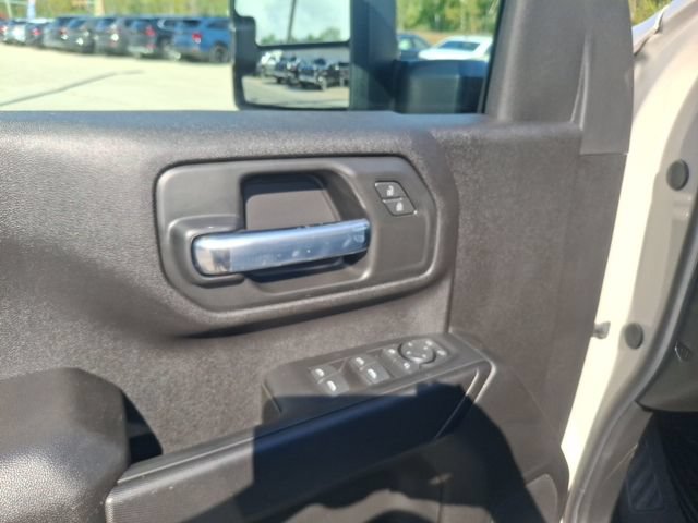 New 2026 Chevrolet Silverado 2500 Custom w/ Custom Value Package AWD/4WD image 10